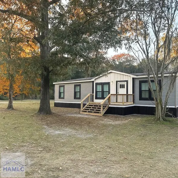 678 West Third Street, Springfield, GA 31329