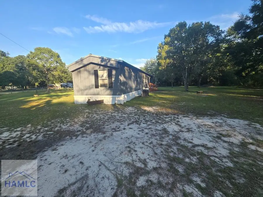 517 Oak Wood Circle Ne, Glennville, GA 30427 - Image #2