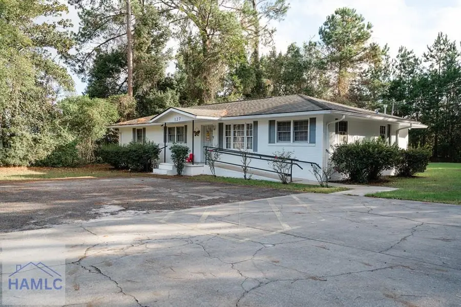 127 Mcarthur Drive, Hinesville, GA 31313 - Image #2