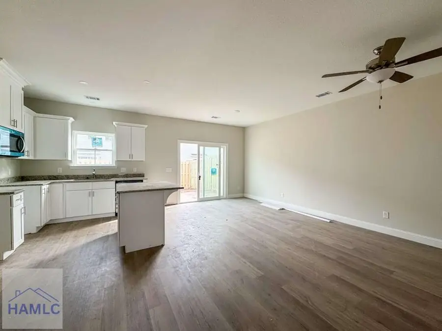 102 Heirloom Road, Hinesville, GA 31313 - Image #2