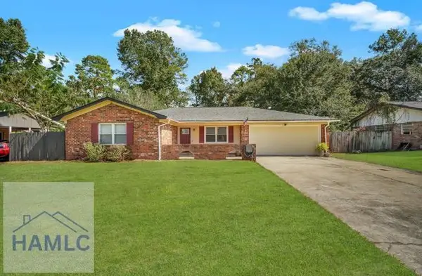 1042 Live Oak Drive, Hinesville, GA 31313