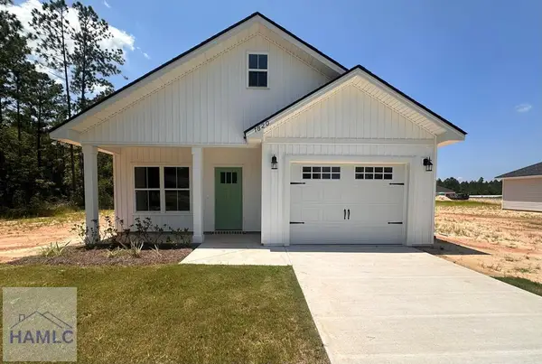 203 Wilson Avenue, Hinesville, GA 31313