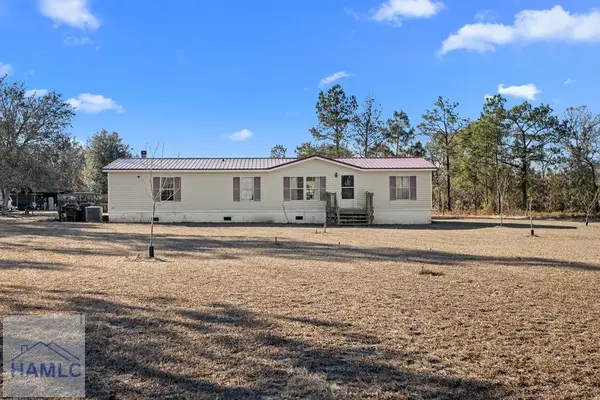 585 Brangus Lane, Collins, GA 30421