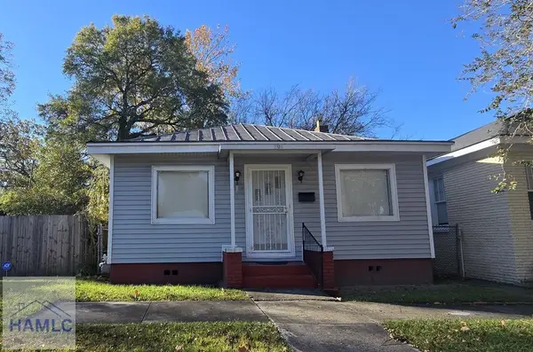 705 W 44th Street, Savannah, GA 31405