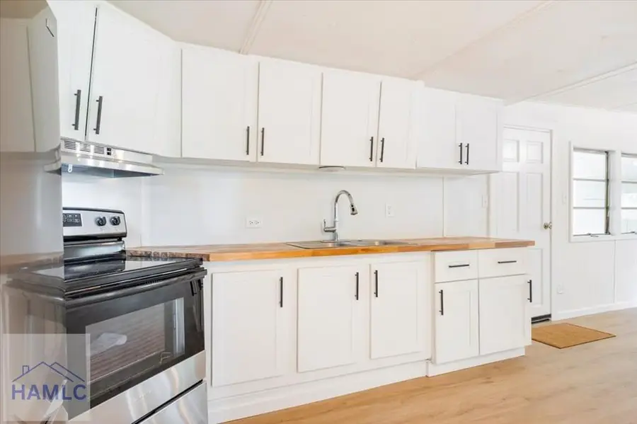 24 Sangster Road, Jesup, GA 31545 - Image #3