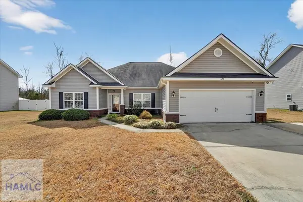622 Red Oak Lane, Hinesville, GA 31313
