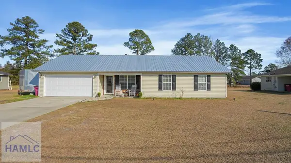 95 Colonial Drive, Baxley, GA 31513
