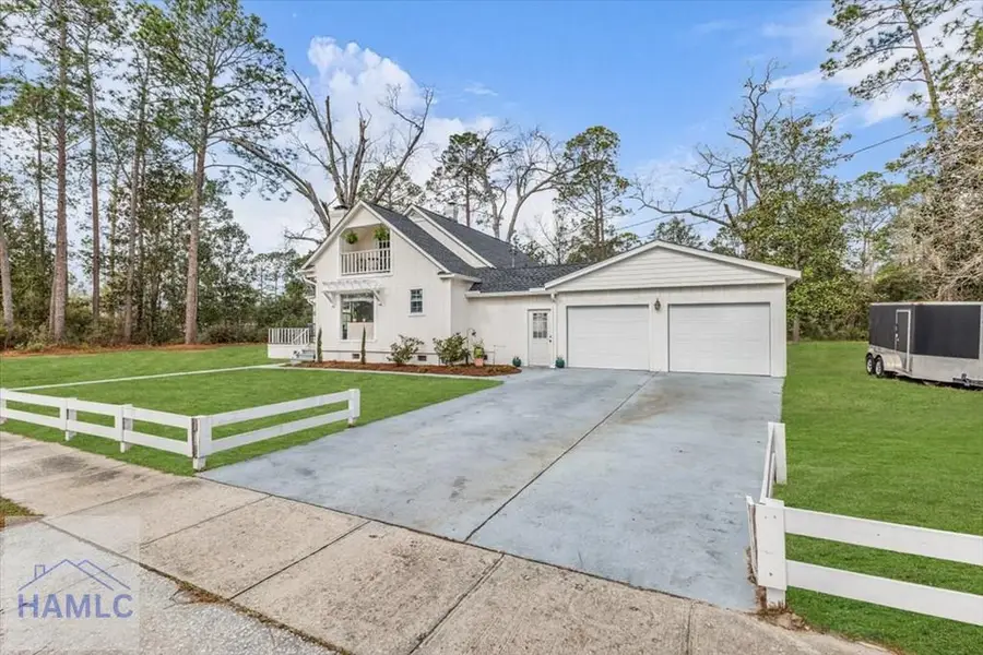 686 S 4th Street, Jesup, GA 31545 - #2