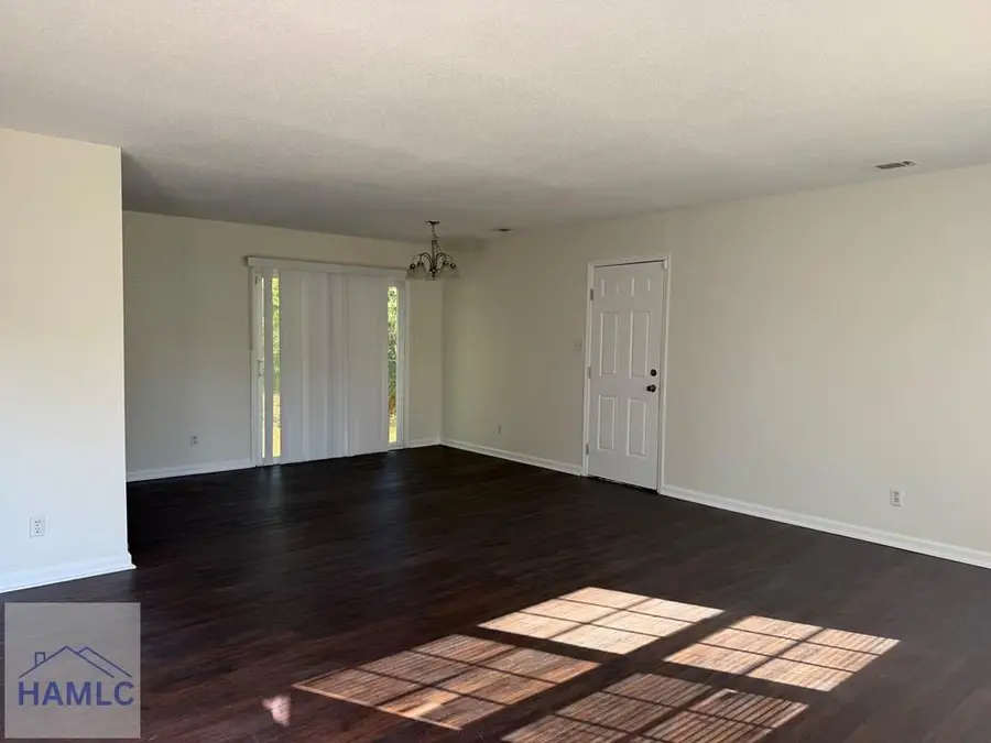 509 Ashmore Street, Hinesville, GA 31313 - #3