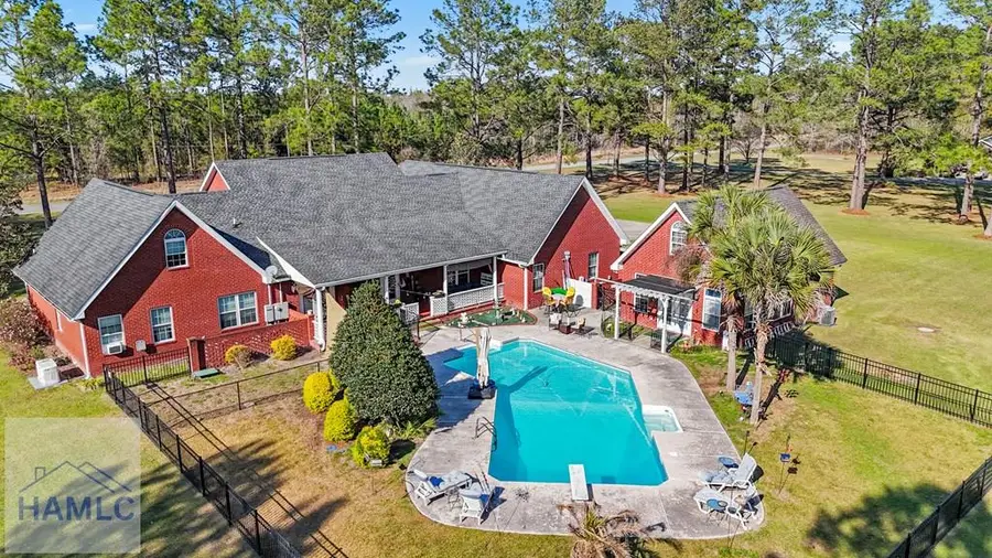 522 Grantham Road, Jesup, GA 31546 - #3