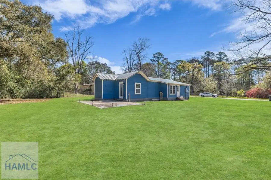 424 Gilford Street, Jesup, GA 31546 - #2