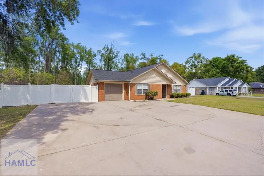 197 Waters Avenue, Allenhurst, GA 31301 - #3