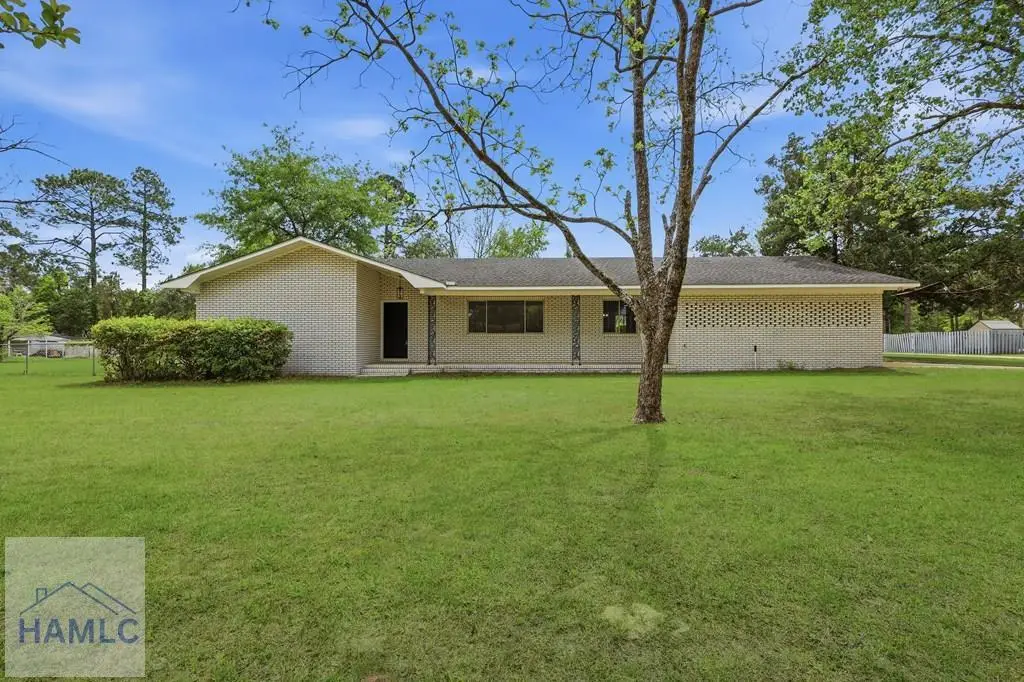 75 Woodlawn Drive, Jesup, GA 31545 - #1