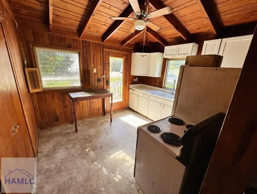 310 Willow Road, Jesup, GA 31545 - #2