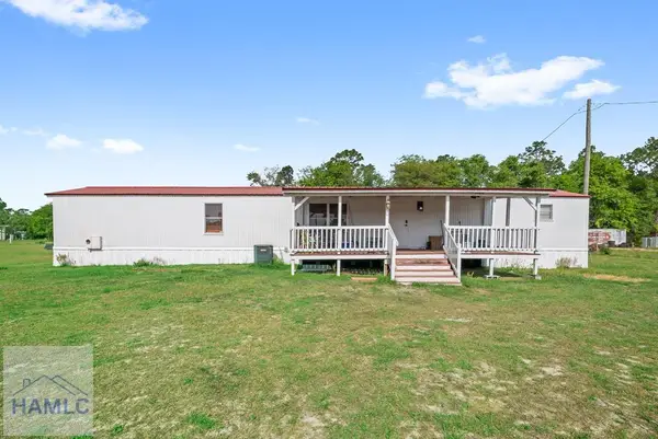 93 Whispering Pines Road, Jesup, GA 31545