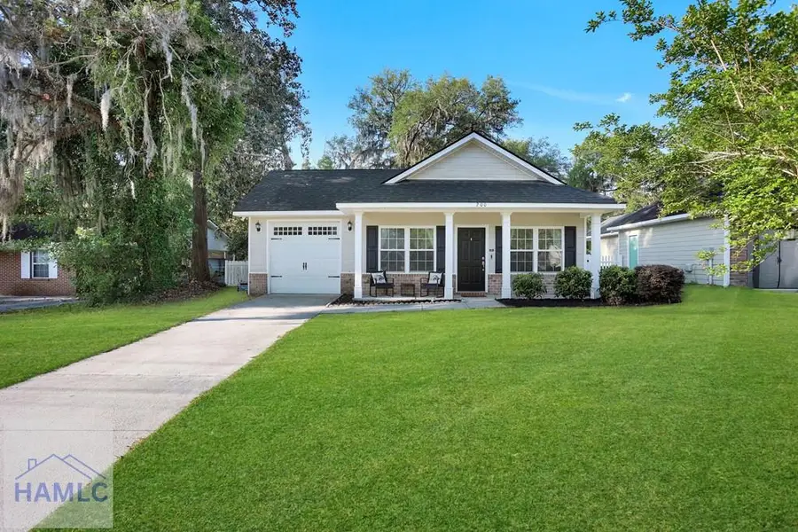 200 Wilson Avenue, Hinesville, GA 31313 - #3