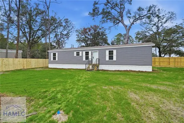 93 Thrasher Circle, Jesup, GA 31545