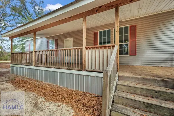 47 Yellow Pine Road, Jesup, GA 31545