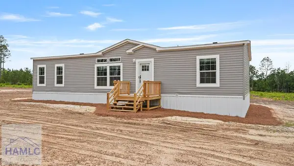 789 Hires Road, Jesup, GA 31545