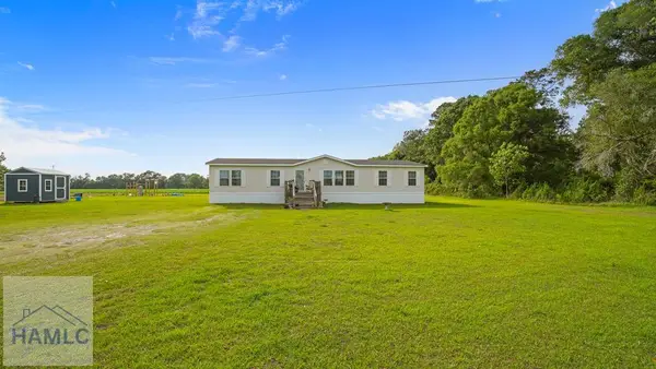 1772 Ernest Tyre Road, Odum, GA 31555