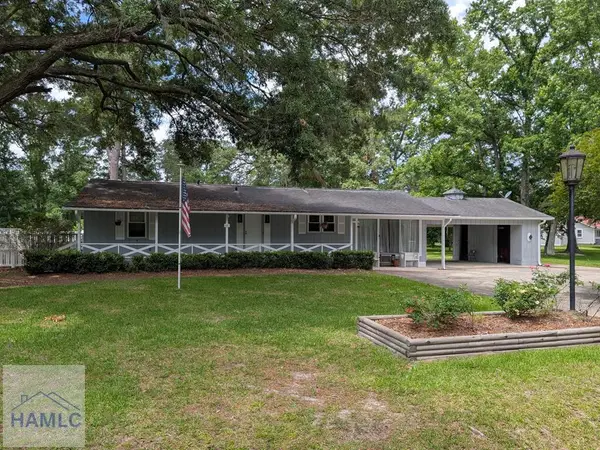 642 Island Drive, Midway, GA 31320