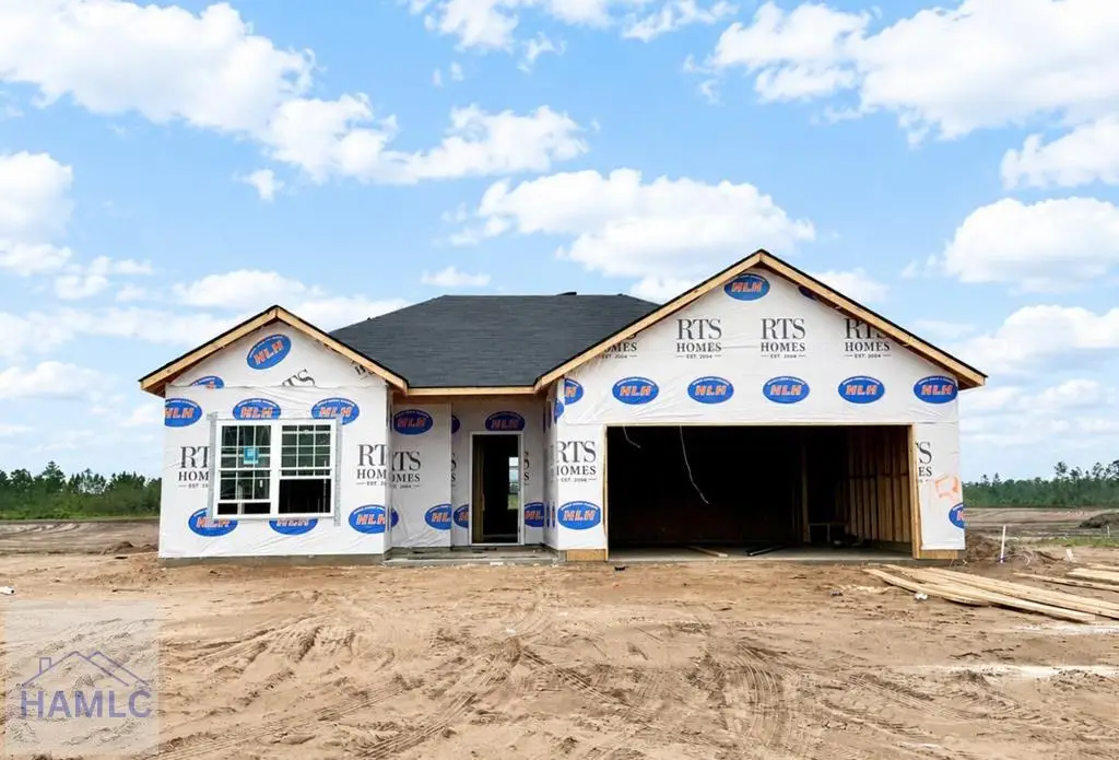 301 Quail Run Way Se, Allenhurst, GA 31301 - #1