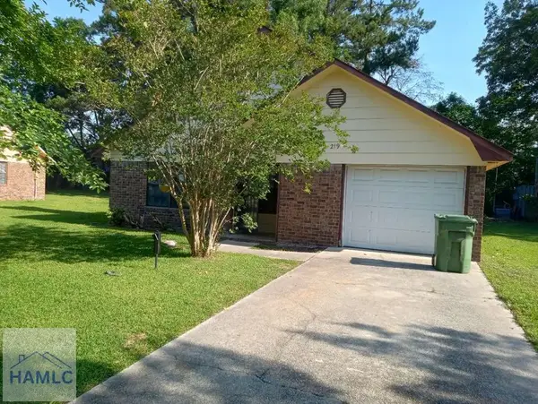219 Sequoia Circle, Hinesville, GA 31313