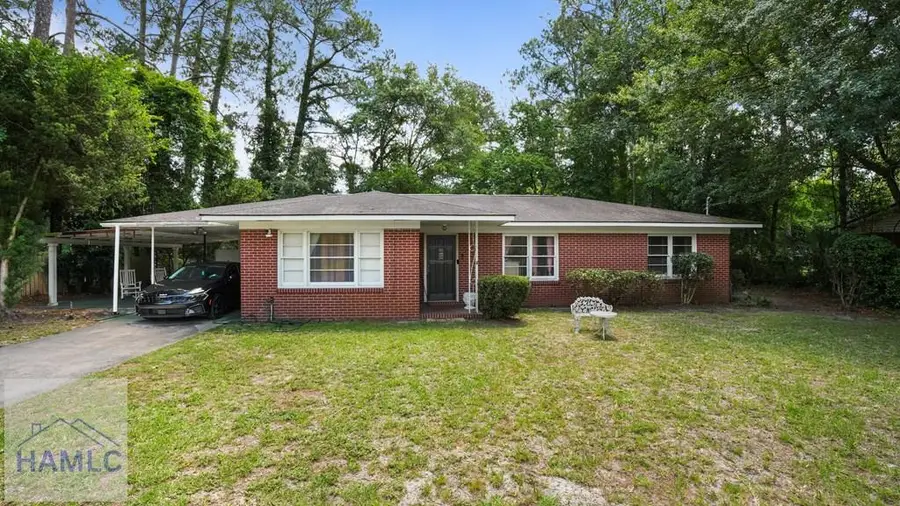 136 Groveland Street, Jesup, GA 31545 - #2