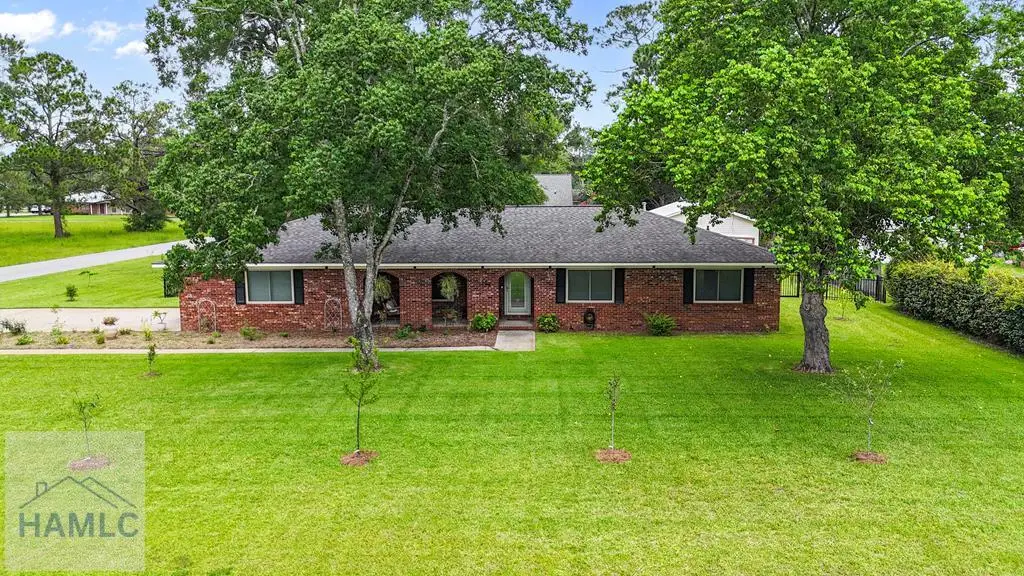 136 Candler Street, Jesup, GA 31545 - #1