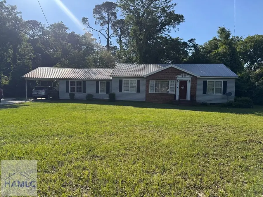 626 Sycamore Street, Swainsboro, GA 30401 - #3