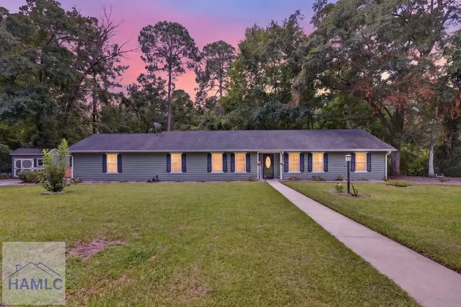 901 Queens Court, Hinesville, GA 31313 - #2