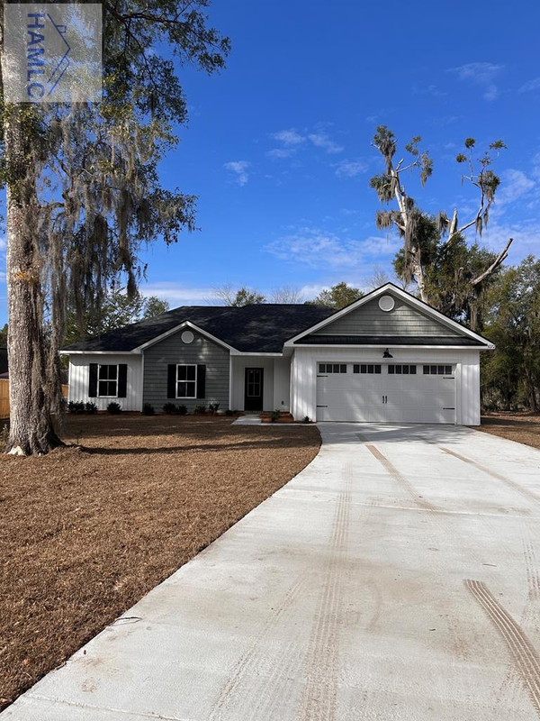 112 Mangrove Court, Jesup, GA 31546