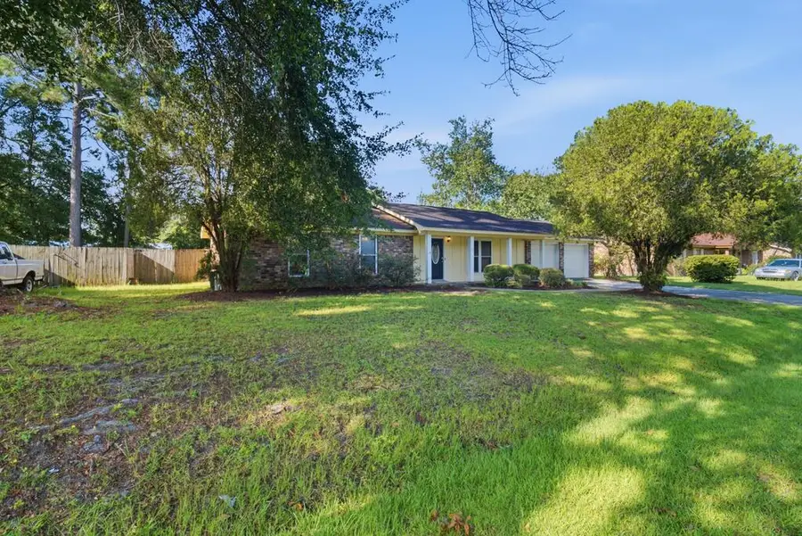 615 Madison Drive, Hinesville, GA 31313 - #2