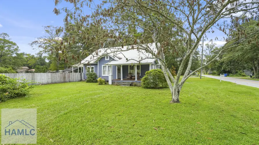 192 East Magnolia Street, Jesup, GA 31546 - #2