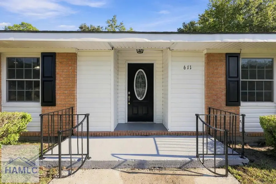 611 Olive Street, Hinesville, GA 31313 - #2
