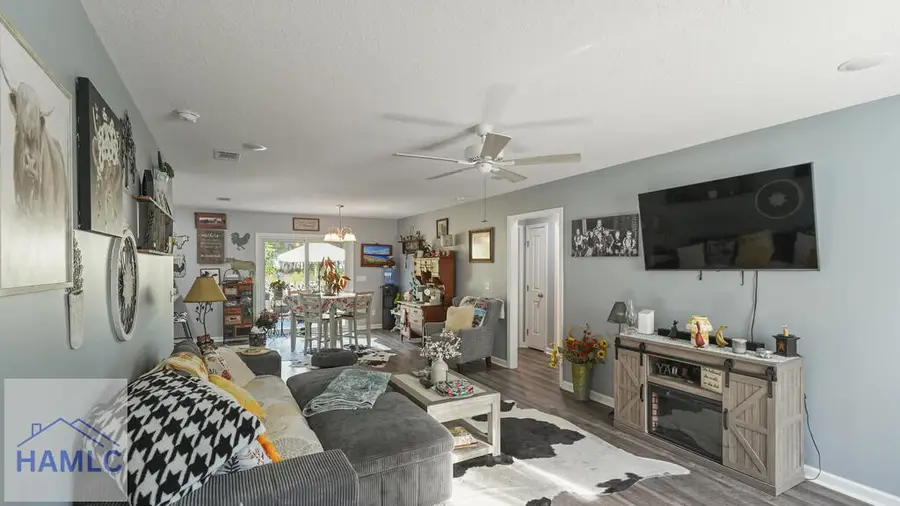 579 Church Circle, Jesup, GA 31545 - #3