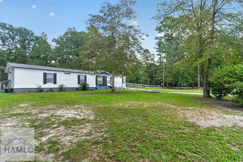 338 Whispering Pines Circle, Allenhurst, GA 31301 - #1