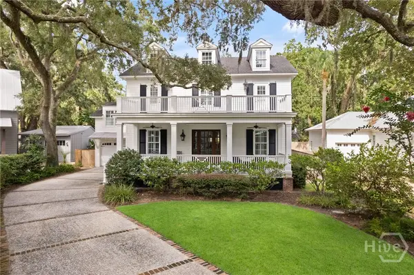 1044 Village Oaks Lane, St Simons Island, GA 31522