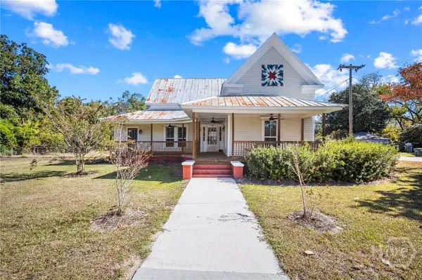 295 S Lewis Street, Metter, GA 30439