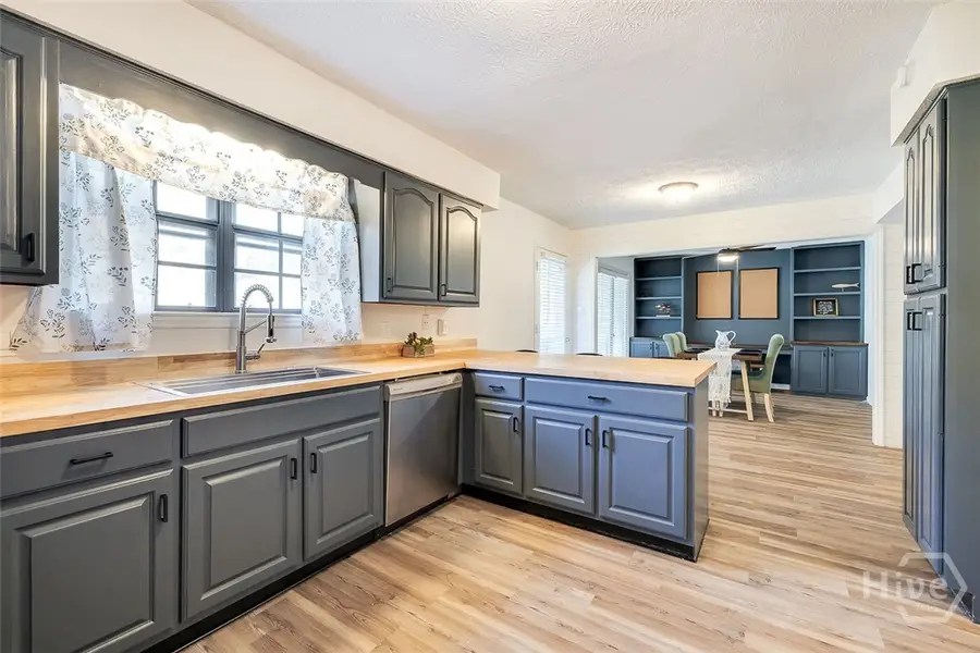 45 Barrington Circle, Savannah, GA 31419 - Image #3