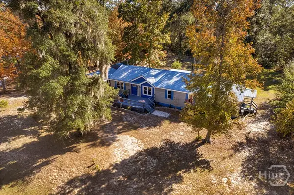 1264 SE Jones Way, Darien, GA 31305