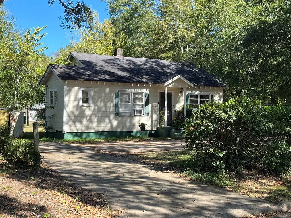 1321 Gillespie Avenue, Albany, GA 31707 - Image #1