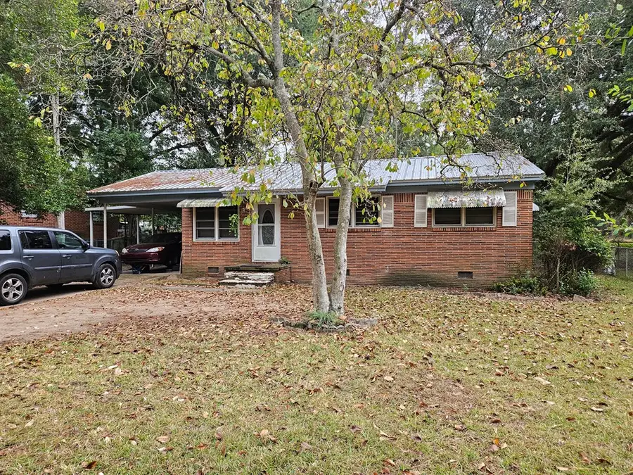1408 W Gordon Avenue, Albany, GA 31707 - Image #2