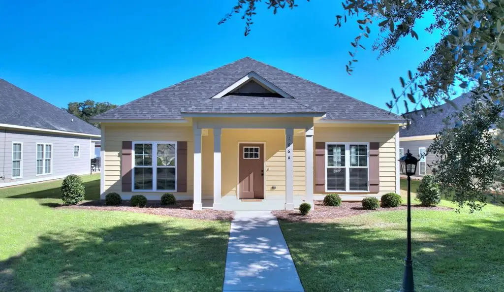 1666 Arlington Park Cir, Albany, GA 31701 - Image #1
