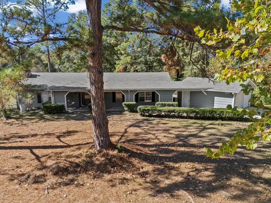 202 Oak Grove Drive, Albany, GA 31705 - Image #2
