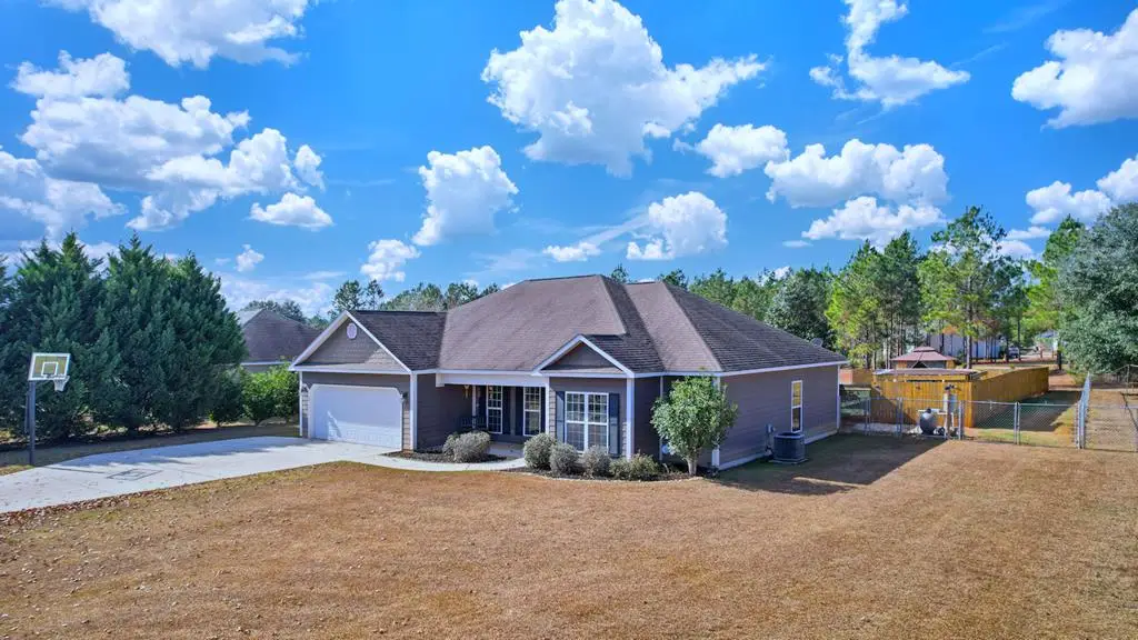 140 White Oak Dr, Leesburg, GA 31763 - Image #1