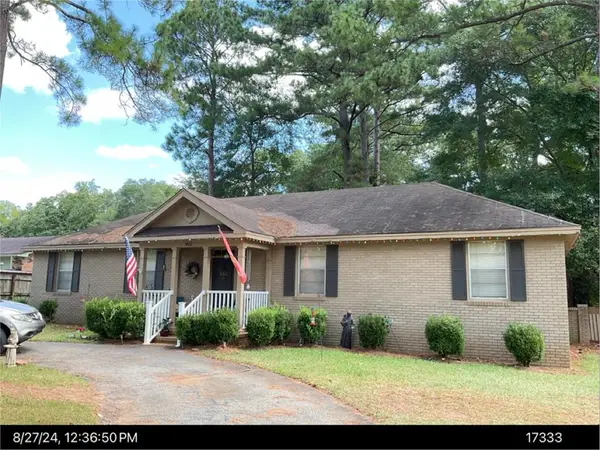 1802 Lakeridge Drive, Albany, GA 31707