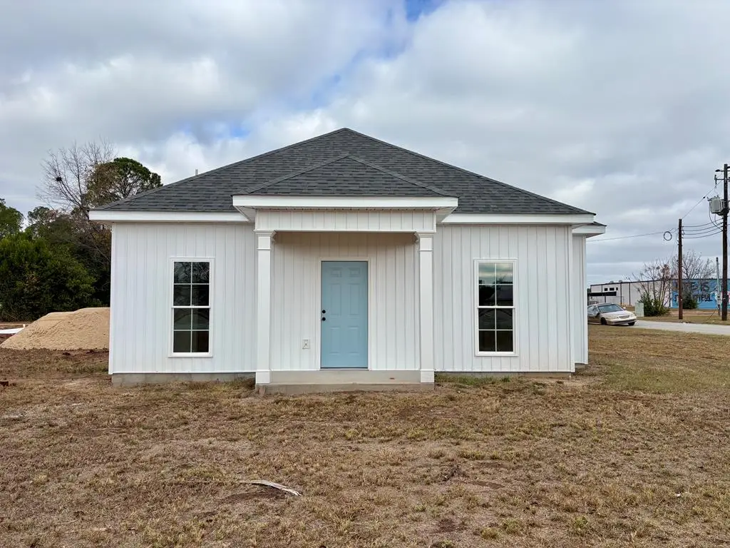 1129 Gillionville Road, Albany, GA 31707 - Image #1