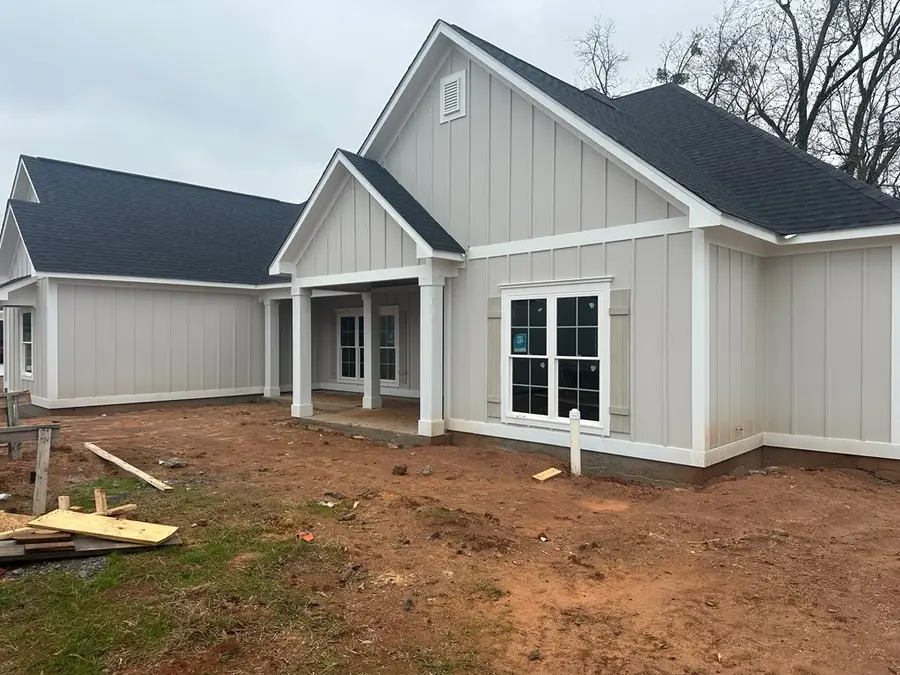 176 Belmont Dr, Leesburg, GA 31763 - Image #2