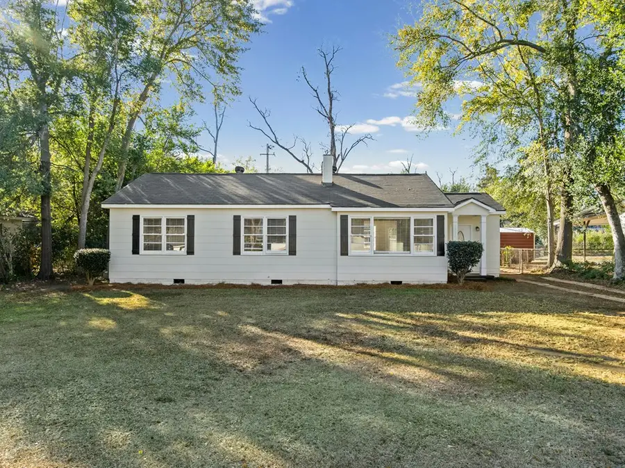 1902 W Broad Avenue, Albany, GA 31707 - Image #2
